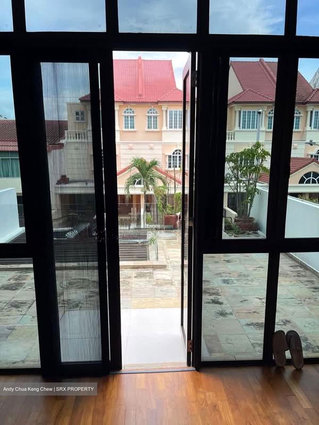 Onan Road (D15), Terrace #578647521
